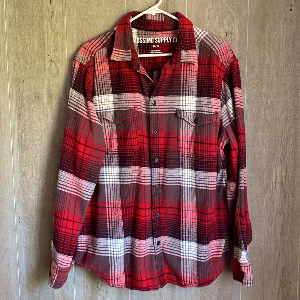 Mossimo Supply Co. Mens Red Plaid Flannel Shirt, Size XL